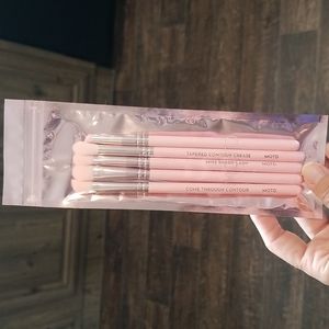 MOTD Brush Set. Brand New